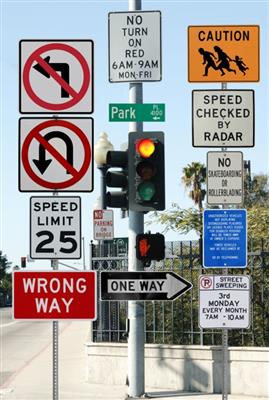 US-confusing-road-signs