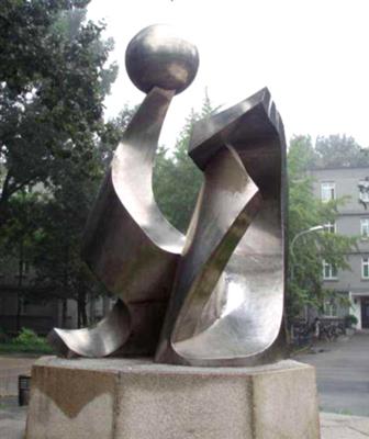 北京大学“德先生”“赛先生”雕塑