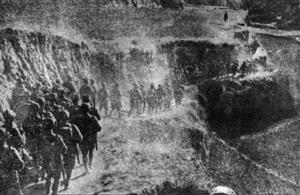 中国军队不分昼夜向忻口推进，以堵截南下侵华日军