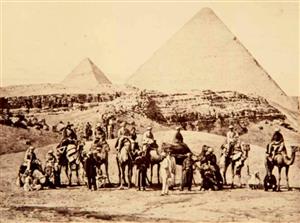1862年，西方探险者在埃及探险时的合影